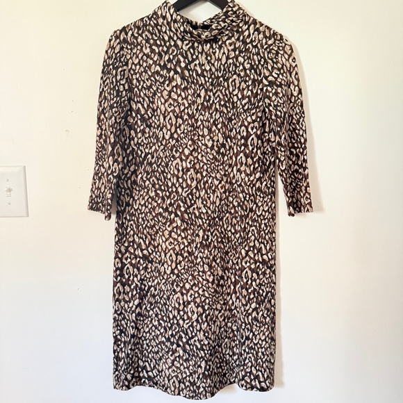J.McLaughlin Shelia Leopard Print Mock Neck Stretch Sheath Dress XS - Picture 4 of 8